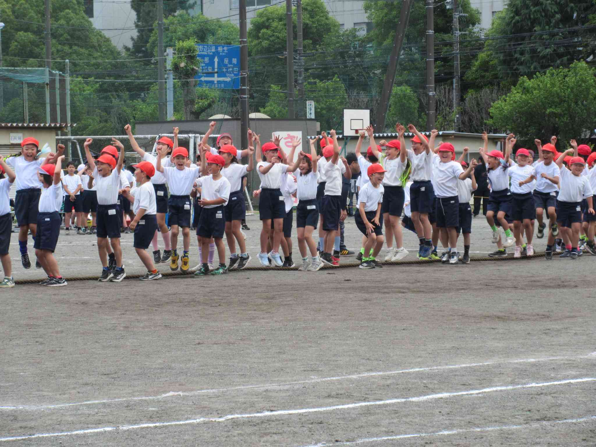 団体　中学年６
