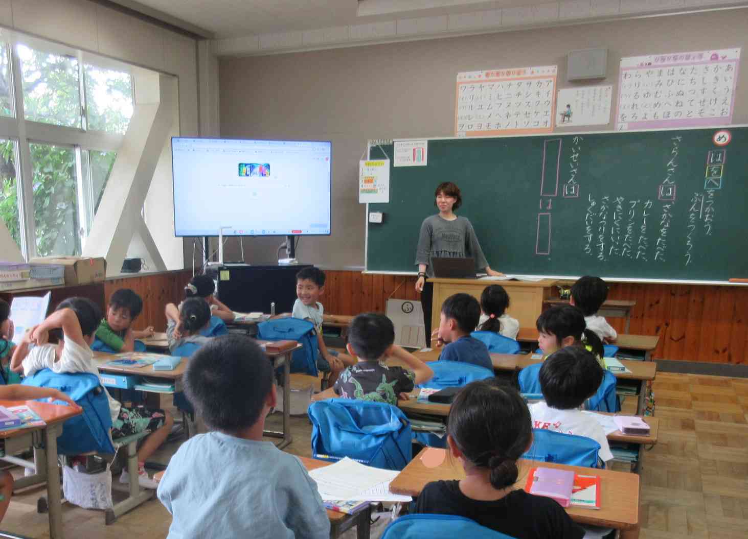 １−４