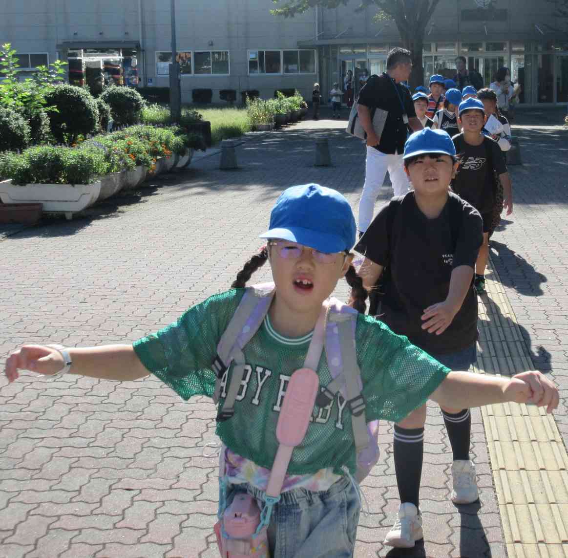 ３−５