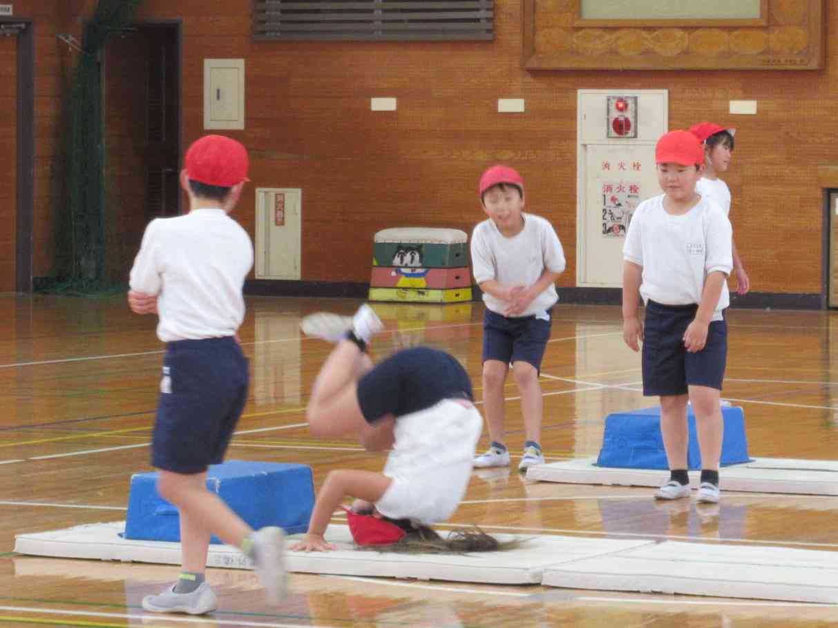 ３−５